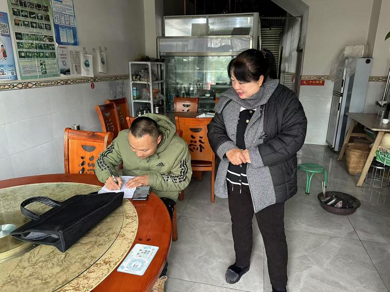 建兴乡开展城镇燃气安全隐患集中攻坚行动3.jpg