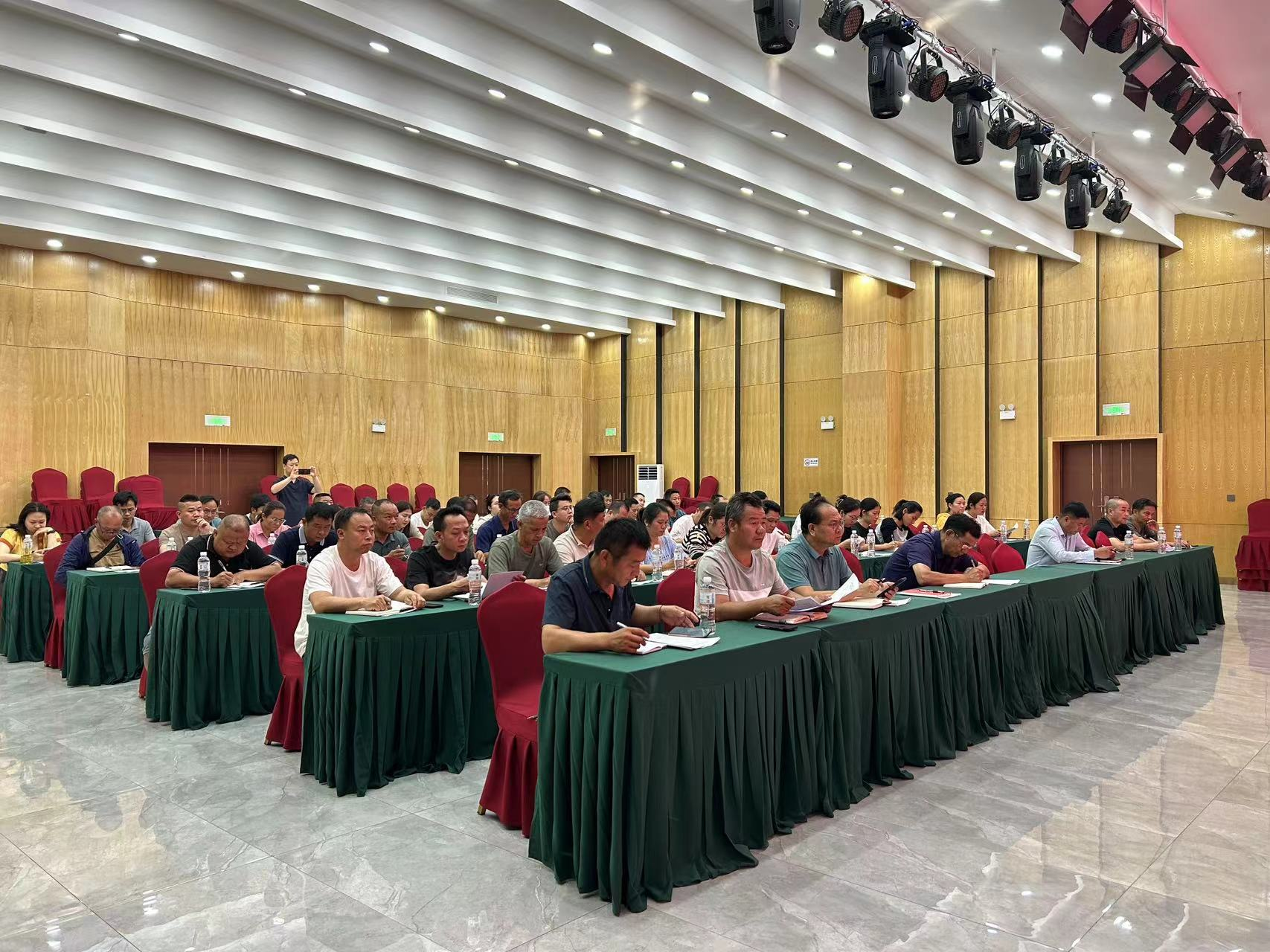 图片8.png 图片8.png