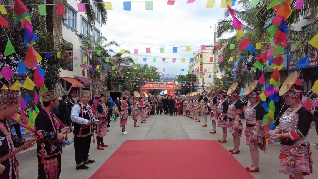 漠沙花街节2.jpg 漠沙花街节2.jpg