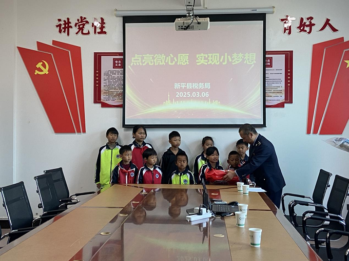 纳溪社区开展“点亮微心愿 实现小梦想”志愿服务活动2.png