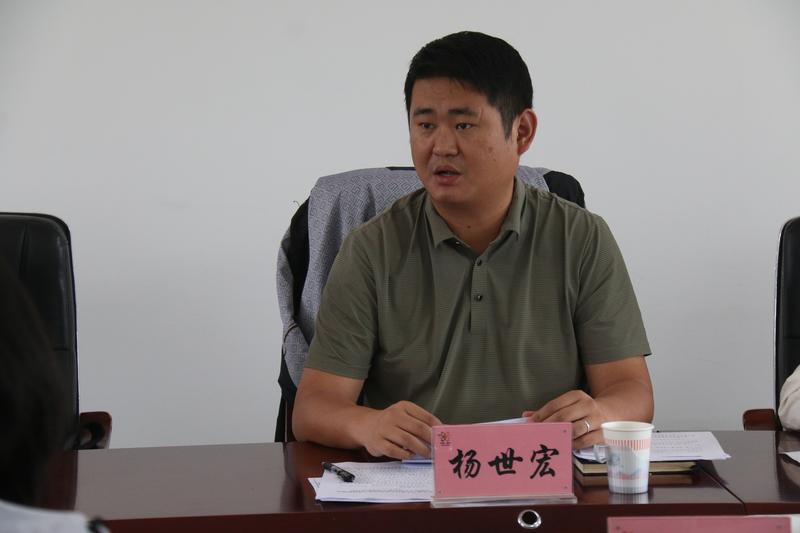 建兴乡领导班子召开整治殡葬领域腐败乱象专项巡察整改民主生活会2.jpg 建兴乡领导班子召开整治殡葬领域腐败乱象专项巡察整改民主生活会2.jpg