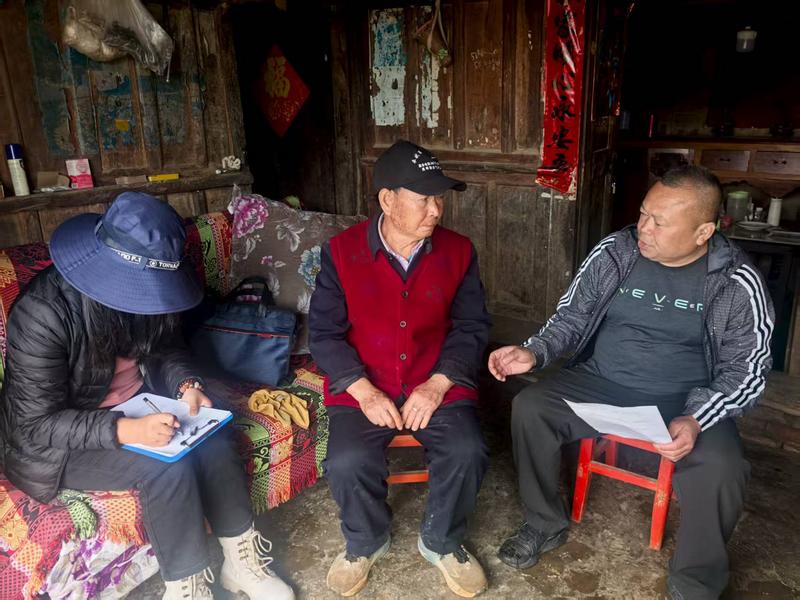 建兴：入户摸排听民意 强基固本转作风3.jpg