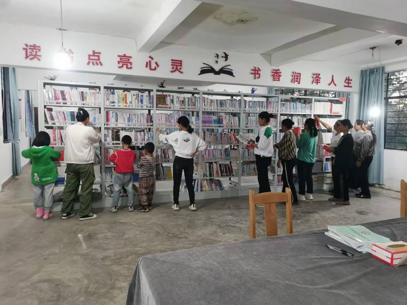 帽盒村：书香润童心 亲子共成长1.jpg