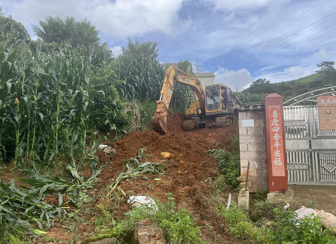 古城街道：机耕路通到田间地头 惠及农田助农增收 1.png