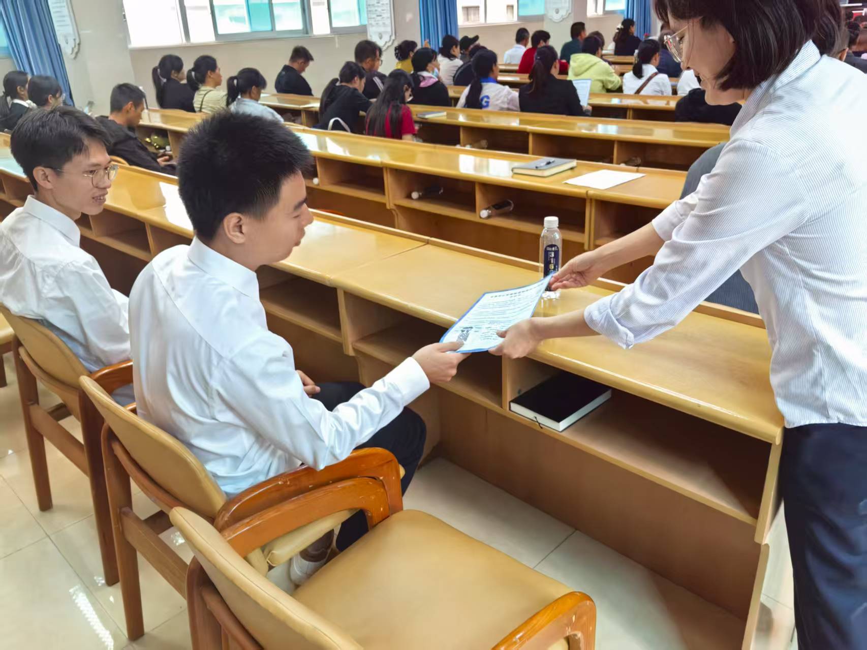 微信图片_20250922183215_27.jpg 微信图片_20250922183215_27.jpg