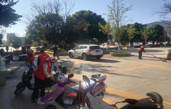 弘扬雷锋精神2.jpg 弘扬雷锋精神2.jpg