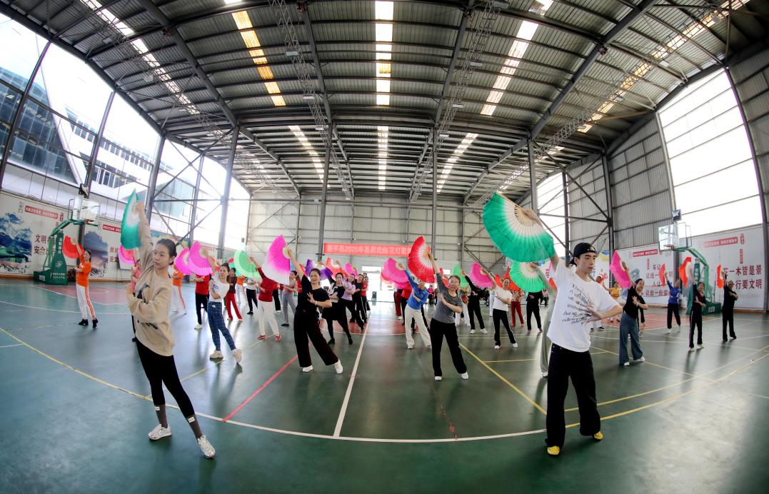 新平文旅信息10501.jpg 新平文旅信息10501.jpg