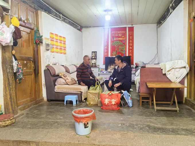 古城街道:精准对接“需求清单”,让“一老一小”关爱更有温度1.png 古城街道:精准对接“需求清单”,让“一老一小”关爱更有温度1.png