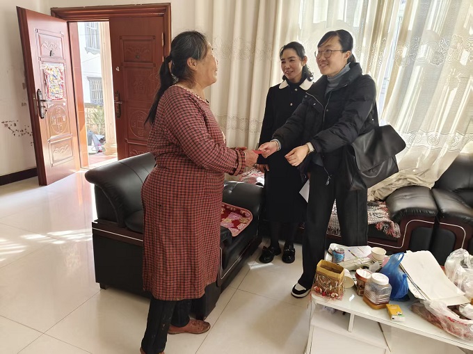 新春慰问暖人心 真情关怀传温情1.jpg 新春慰问暖人心 真情关怀传温情1.jpg
