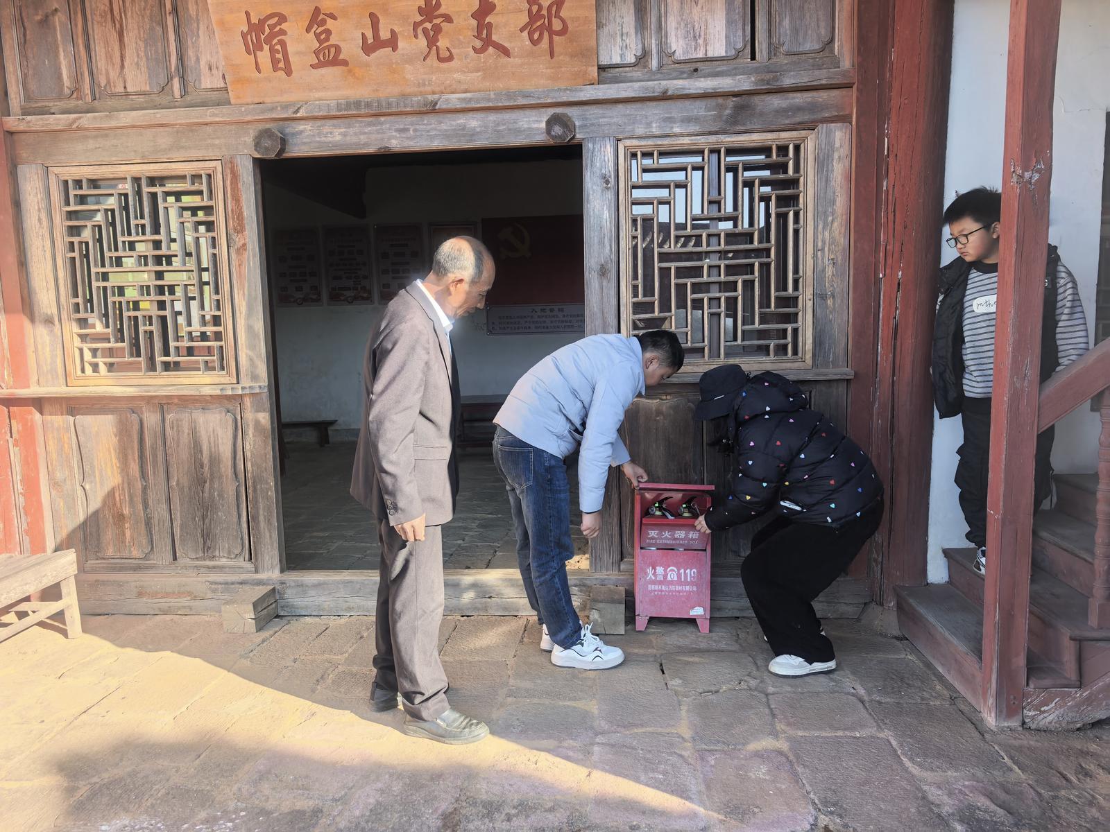 5eab5bbd-efb8-421b-b55b-077c8ff7dbb2_l.jpg 5eab5bbd-efb8-421b-b55b-077c8ff7dbb2_l.jpg