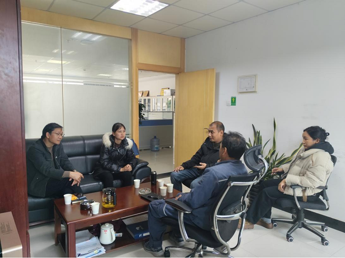 凝心聚力破电忧 同心攻坚焕新颜3.png